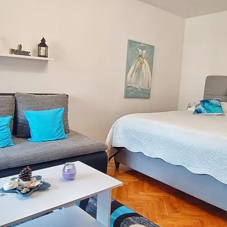 Lucy Apartment Rabac