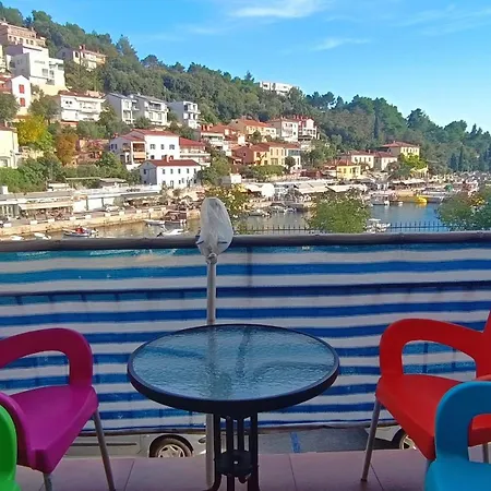 Lucy Apartment Rabac